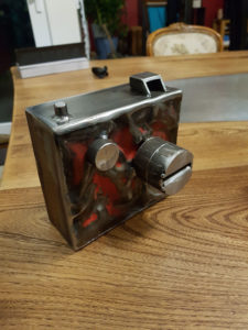 appareil poto tirelire acier damienrais mobilier design forge