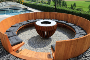 brasero-plancha-ellipsis-barbecue-grill-design-braseros-firepit-openfire-cheminée-acier-jardin-extérieur-grillade-outdoor-kitchen-8