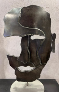 Mask_sculpture_acier_accueil_Damien_Rais_1