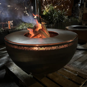 Vulcano brasero plancha barbecue grill design braseros firepit openfire cheminee acier jardin exterieur grillade outdoor kitchen damien rais carre 4 1