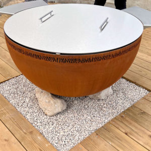 Vulcano brasero plancha barbecue grill design braseros firepit openfire cheminee acier jardin exterieur grillade outdoor kitchen damien rais carre a1