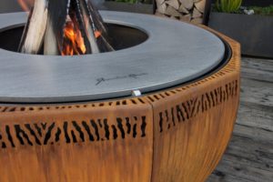 lotus de cuisson brasero plancha ellipsis barbecue grill design braseros firepit openfire cheminee acier jardin exterieur grillade outdoor kitchen damien rais 1