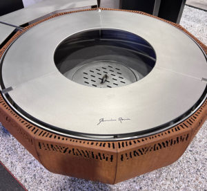 lotus de cuisson brasero plancha ellipsis barbecue grill design braseros firepit openfire cheminee acier jardin exterieur grillade outdoor kitchen damien rais h 1