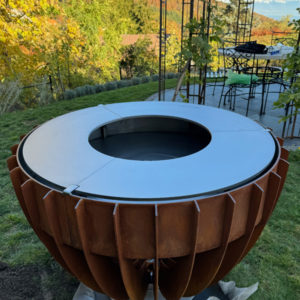 brasero-plancha-ellipsis-100-barbecue-grill-design-braseros-firepit-openfire-cheminée-acier-jardin-extérieur-grillade-outdoor-kitchen-7