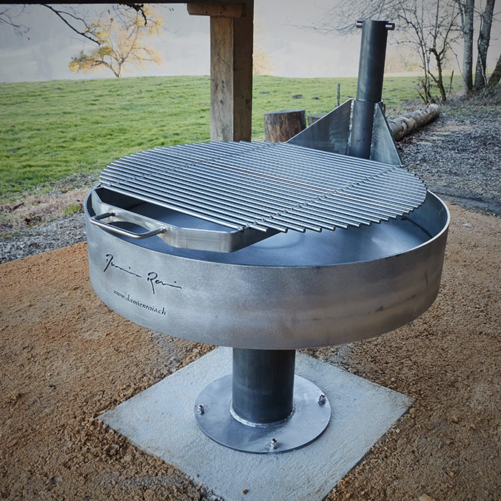 Ring -Grill-BBQ-Barbecue-Openfire-Grillades-Outdoorkitchen-Club-Public bbq-Picnic-Damien Rais 25-4c