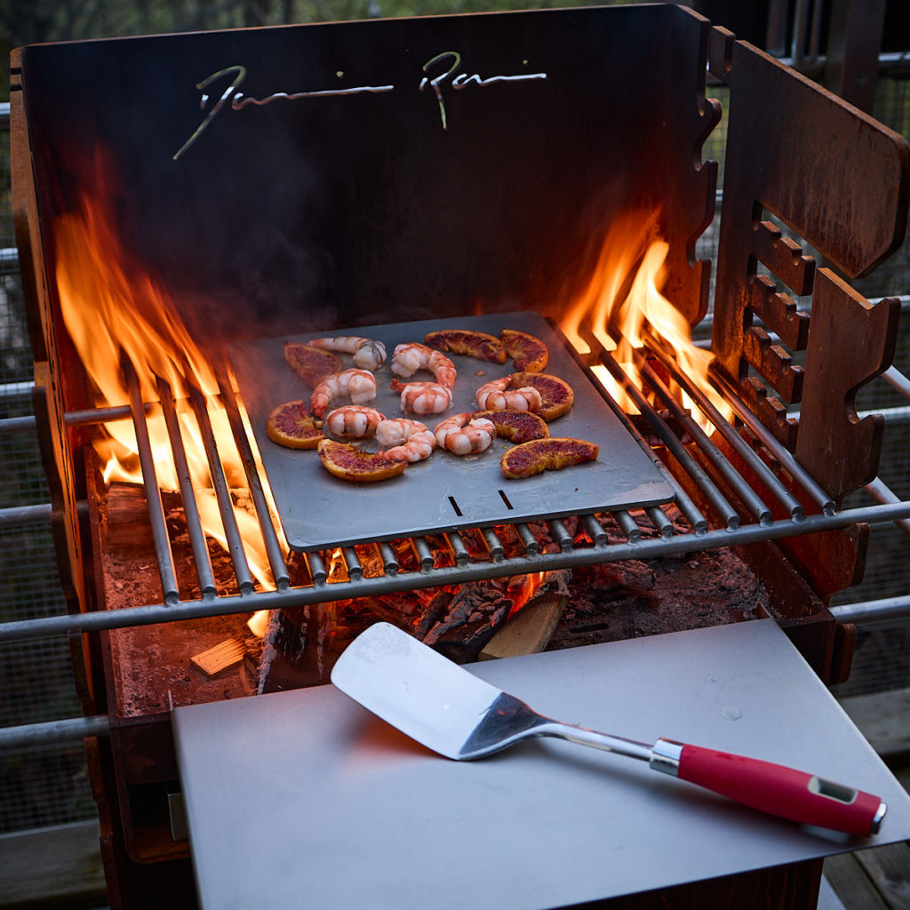 foyer-vertical-monolit-500-grillades-plancha-Damien-Rais-2