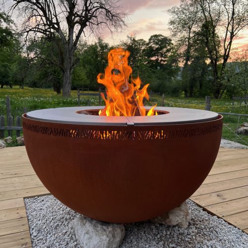 Vulcano-brasero-ACCUEILplancha-barbecue-grill-design-braseros-firepit-openfire-cheminée-acier-jardin-extérieur-grillade-outdoor-kitchen-damien-rais-carré a3